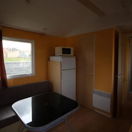 Land's Hause Par La Conciergerie Francaise Emplacement E2a Daire *